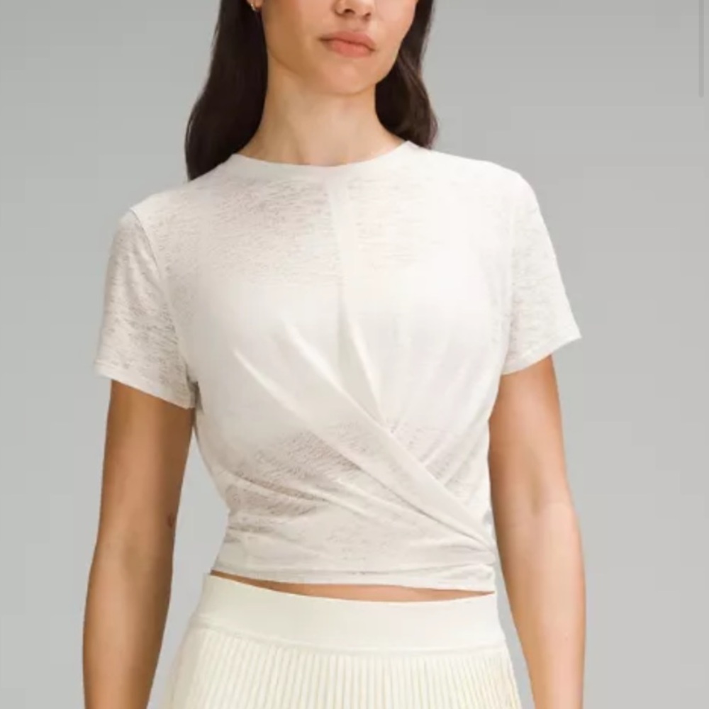 NWT Lululemon Tie-Waist breathable short sleeve shirt, Size 8, Color: Bone